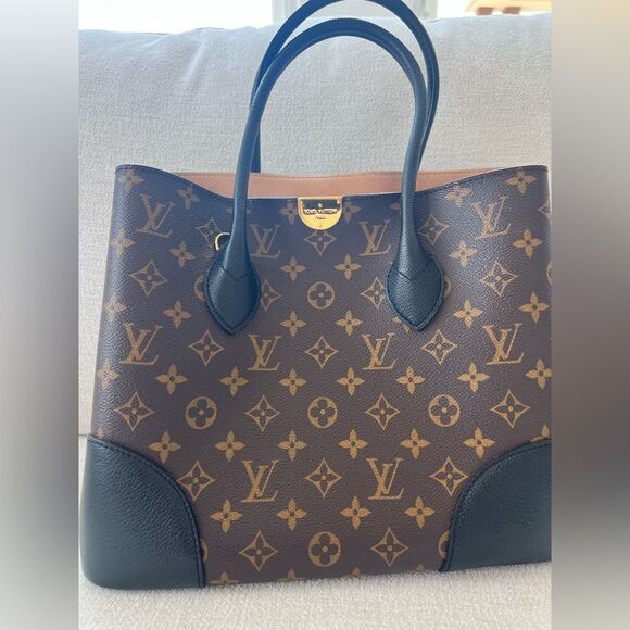 865. AUTH Louis Vuitton Monogram Tote Bag - Picture 1 of 16